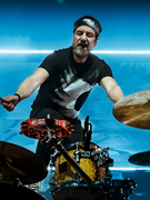 Náhledový obrázek k článku NAŽIVO: „Hezké okýnko v těžké době.” Křest Tata Bojs byl velkolepý