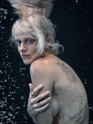 Náhledový obrázek k článku NEJLEPŠÍ ČESKÁ ALBA ČTVRTSTOLETÍ (100-91):  Půvaby mokvající Sněti i poletující peří Terezie Kovalové