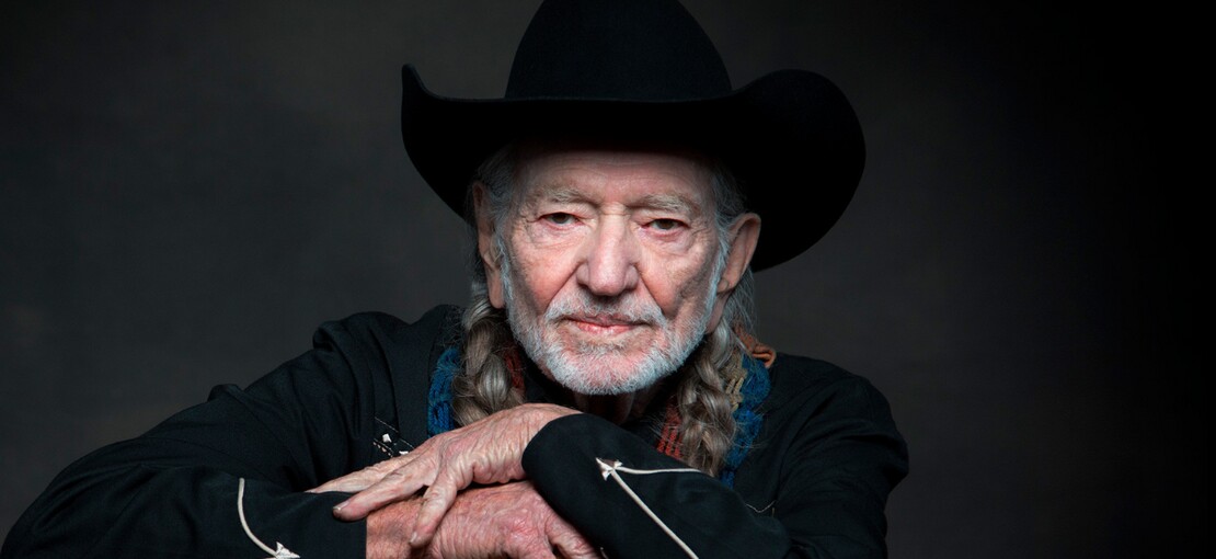 Obrázek k článku RECENZE: Trávou impregnovaný psanec Willie Nelson prostě nezklame