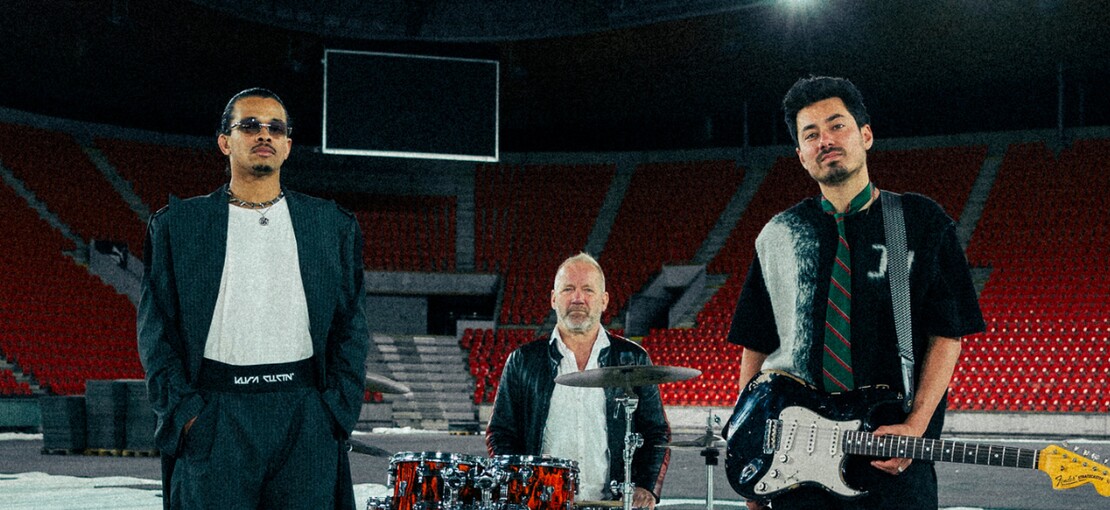 Obrázek k článku GLOSA: Na cestě do Edenu Bena Cristovaa provází Mirai a Koller. Tvořili by dobrou kapelu