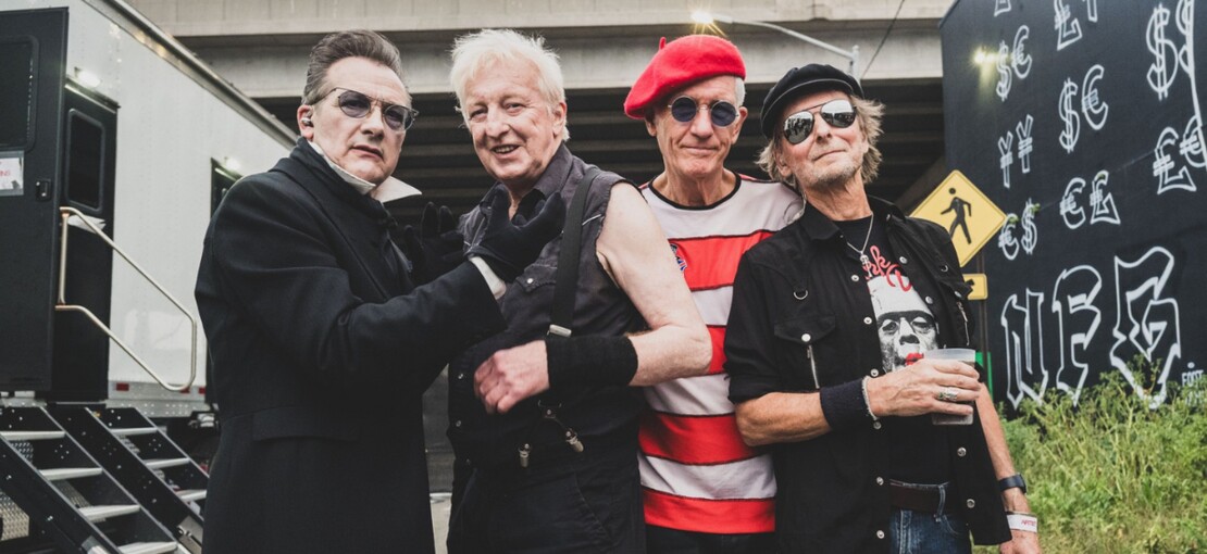 Obrázek k článku RECENZE: Legendy The Damned se vrací ke kořenům.  Voní hřbitovem i benzinem