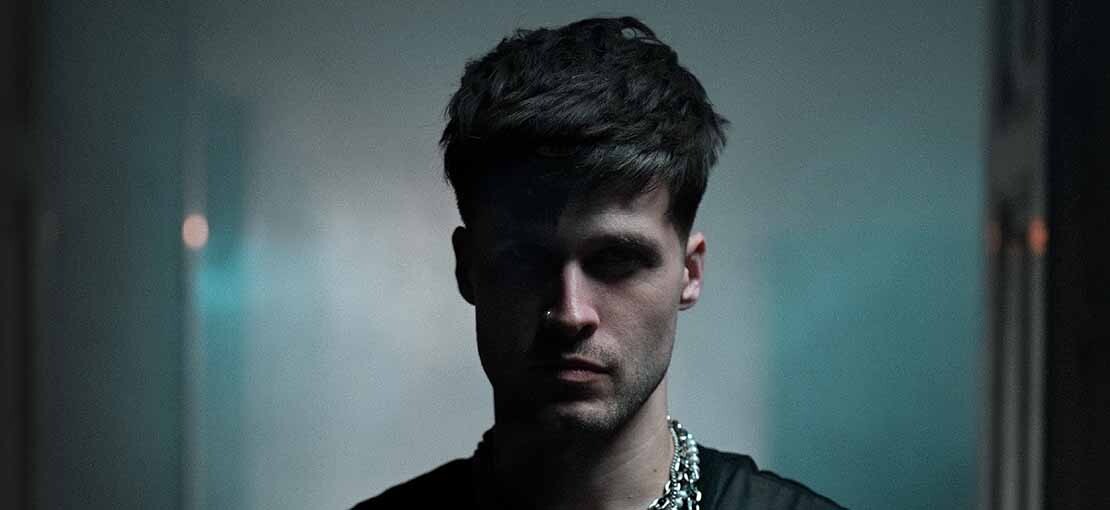 Obrázek k článku Co počít, když ti kapelu zlákají rappeři. Mønødream stvořil odpadlíkův emo svět