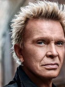 Náhledový obrázek k článku RECENZE: Billy Idol vzpomíná na rozbouřený život skrze usedlé písně