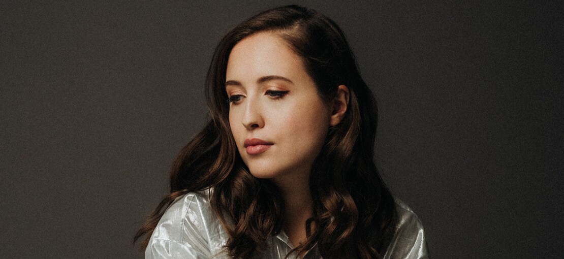 Obrázek k článku Alice Merton: Občas se na vás lepí divní lidé. Vytvořili jsme bizarní dystopický svět