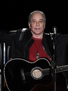 Náhledový obrázek k článku Paul Simon třikrát vystoupí v Praze. Přiveze komorní oslavu velkolepé kariéry