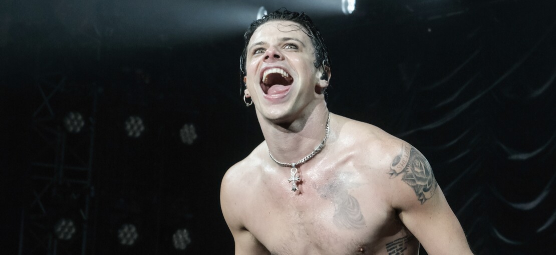 Obrázek k článku RECENZE: Yungblud znovu poctil své Idoly. Dospěl a teď si může dovolit cokoli