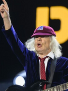 Náhledový obrázek k článku „Rodný“ dům AC/DC strhnul developer. „Nevěděli jsme o jeho významu,“ brání se