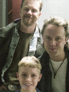 Náhledový obrázek k článku Metallica šla fandit Jaromíru Jágrovi. Pátrání po záhadném klukovi baví internet