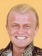 Náhledový obrázek k článku PŘED TŘICETI LETY: Dan Nekonečný strká hlavu do lví tlamy