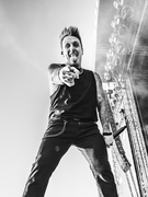Náhledový obrázek k článku Jacoby Shaddix z Papa Roach: Snažím se přemluvit manželku k natočení filmu pro dospělé