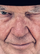 Náhledový obrázek k článku Divoký hřebec, legenda folk rocku i kmotr grunge. Neil Young slaví osmdesátku