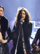 Náhledový obrázek k článku Překvapení! Aerosmith po 12 letech vydali písničku. Poslechněte si, jak je nakopl Yungblud