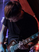 Náhledový obrázek k článku ZRECENZUJEME VŠECHNO: Faki umíchal působivý mix naléhavé muziky