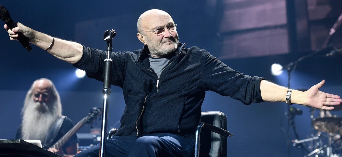 Obrázek k článku „Je divný pocit zase držet paličky.“ Phil Collins do detailu rozebírá svůj život bubeníka