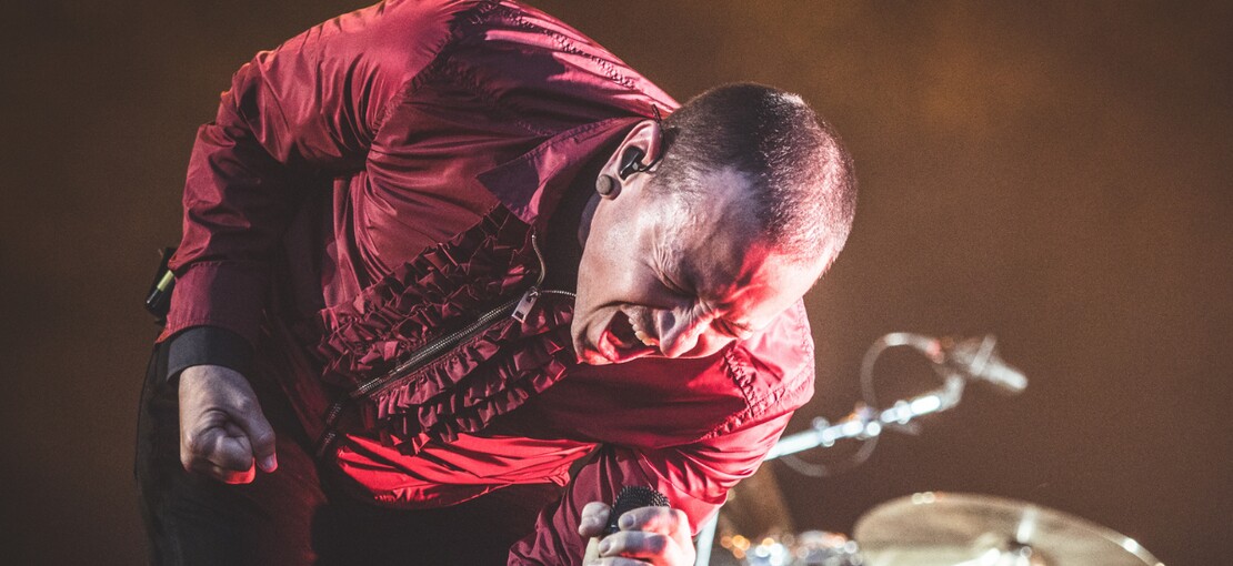 Obrázek k článku Glosa: Doják na entou. Linkin Park povstali z mrtvých i s Chesterem Benningtonem
