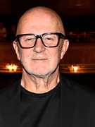 Náhledový obrázek k článku „Haló, Soukup. Haló?” Jubileum slaví muž, který složil hity Lucie Bílé i Kolju