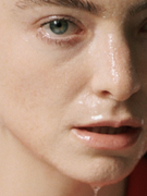 Náhledový obrázek k článku Lorde a panna s zipem. Obalem chystaného alba vzbudila rozruch