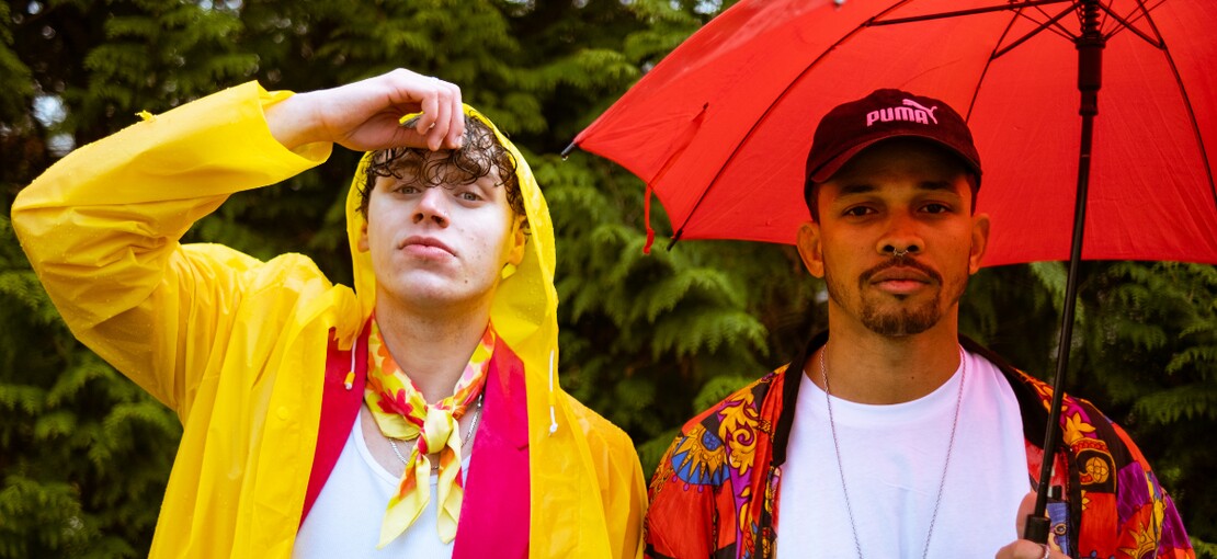 Obrázek k článku RECENZE: Ben Cristovao a Sofian Medjmedj natočili  parádně chaotický liebesbrief