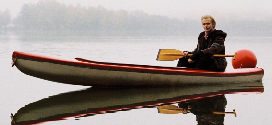 Obrázek k článku RECENZE: Chvála krádeži. David Herzig vytvořil pohlcující sci-fi svět westernu