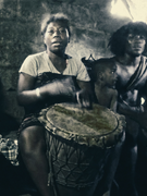 Náhledový obrázek k článku Pralesní duchové a pohřební rituály. Francouzský producent objevuje Madagaskar