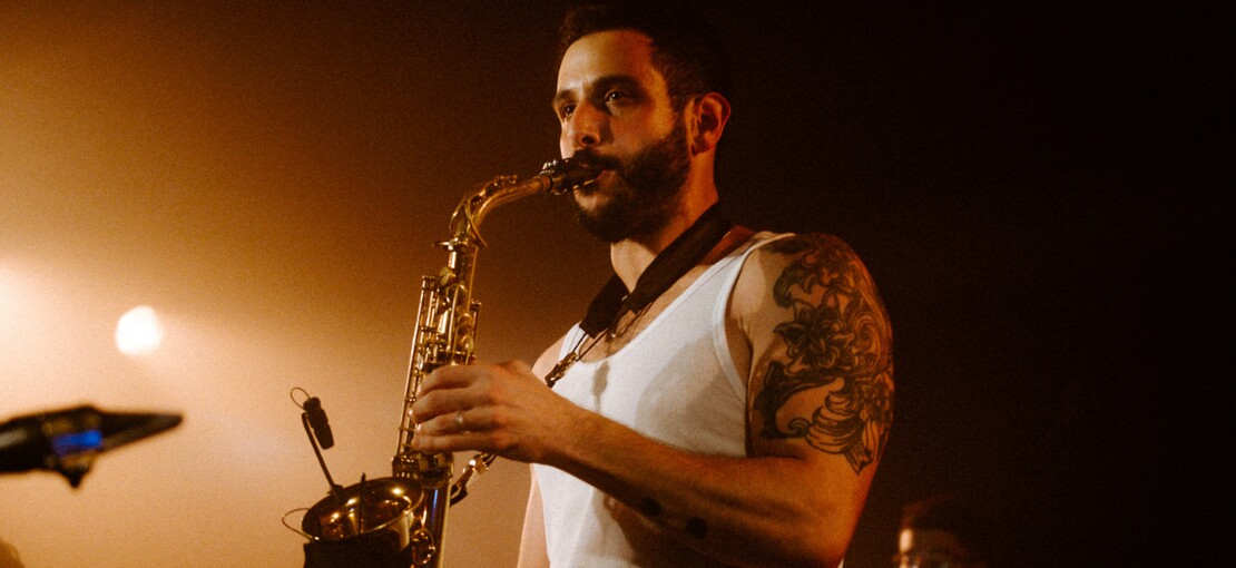 Obrázek k článku NAŽIVO: Saxofonista Sam Greenfield roztočil Novou Spirálu skvělým fussion jazzem