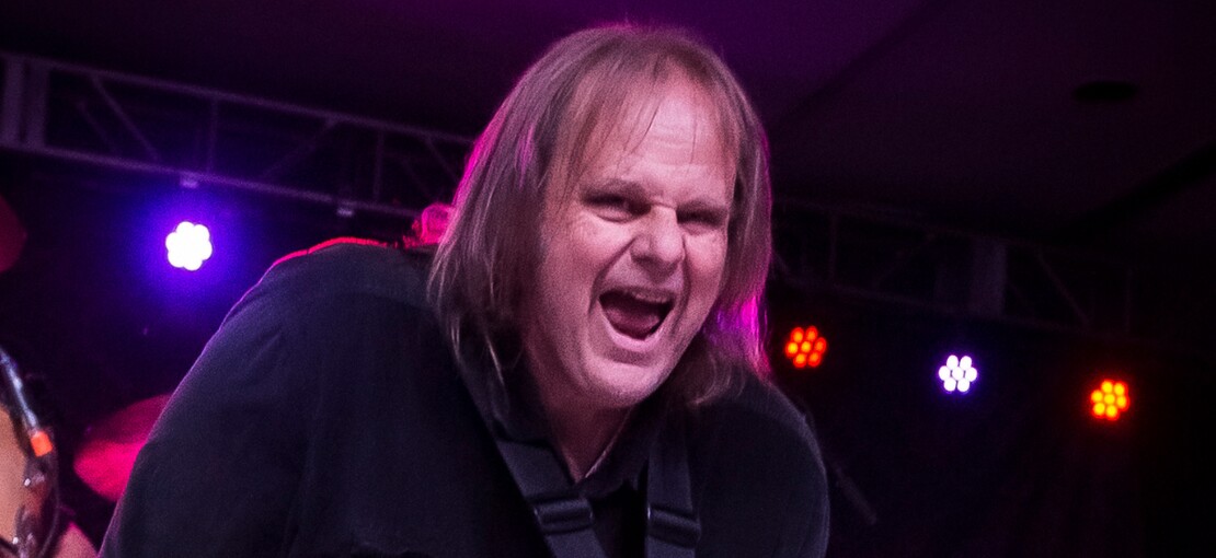 Obrázek k článku Nerozbitný bluesman Walter Trout: Poškozený mozek, drogy, chlast a spasitel Santana