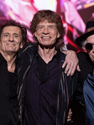 Náhledový obrázek k článku První recenze nových Rolling Stones: Legendy natočily skutečný diamant