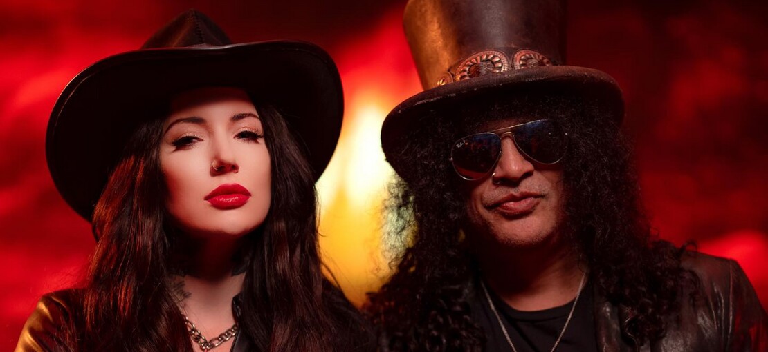 Obrázek k článku VIDEO: Slash v roli hrobníka pomáhá zpěvačce Dorothy se mstou milenci