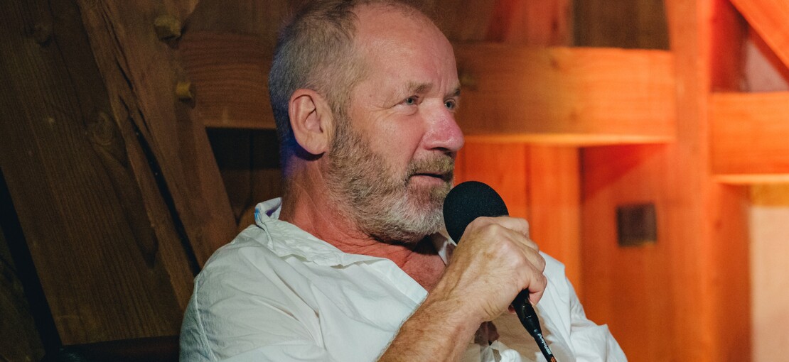 Obrázek k článku Headliner půda o psaní hitů: „Třikrát jsem bodl nožem do zpěvníku,“ vzpomíná Koller