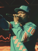 Náhledový obrázek k článku NAŽIVO: Obnažené tanečnice a šílící publikum. 50 Cent připomněl zlatou éru rapu