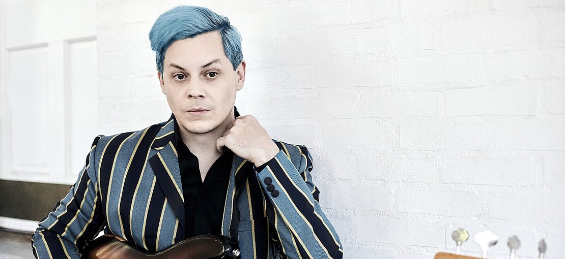 Obrázek k článku RECENZE: Žádné kytarové onanie. Hravý Jack White to umí i s akustikou