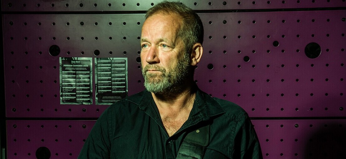 Obrázek k článku NEJLEPŠÍ ČESKÁ ALBA ČTVRTSTOLETÍ (60–51): Fakáč zlu Davida Kollera i dechovka Františka Skály