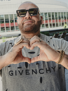 Náhledový obrázek k článku GLOSA: Překvapení. Rytmus jako taťka bez sprosťáren. Místo j*bání zpívá o lásce