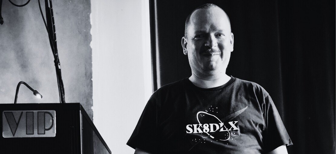 Obrázek k článku Zemřel saxofonista Pavel „Bozez“ Novotný (46). Hrál s Dog Eat Dog a byl dobrou duší řady kapel