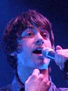 Náhledový obrázek k článku Opičí příběh prvotiny zachránců ostrovního rocku. Arctic Monkeys převrátili vývoj naruby