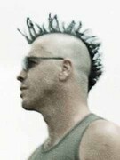 Náhledový obrázek k článku Dotáhnout věci do extrémů. Příběh pobuřujícího alba, které udělalo Rammstein