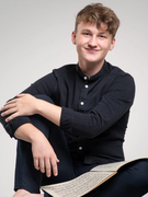 Náhledový obrázek k článku RECENZE: Talent jaký tu dlouho nebyl. Sotva dvacetiletý Jan Schulmeister hraje mistrně