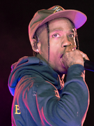 Náhledový obrázek k článku Travis Scott i Drake čelí prvním žalobám po tragédii na Astroworldu