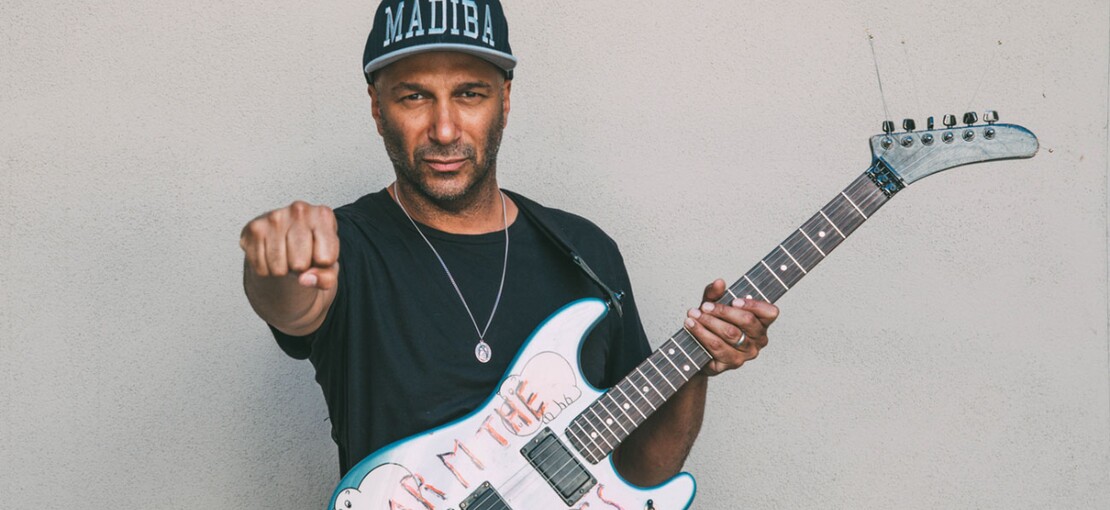 Obrázek k článku Tom Morello v armádě lásky bojuje i v Srbsku, kde právě začíná festival Exit