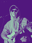 Náhledový obrázek k článku NAŽIVO: Slavíček to vzal hlavou o reflektor. Vyprodaný klub zpíval o zadnici, kterou viděla polovina Česka